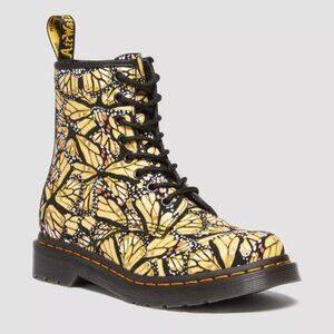 Dr. Martens Women's 1460 Butterfly Print  Lace Up Boots NWOB Size 6